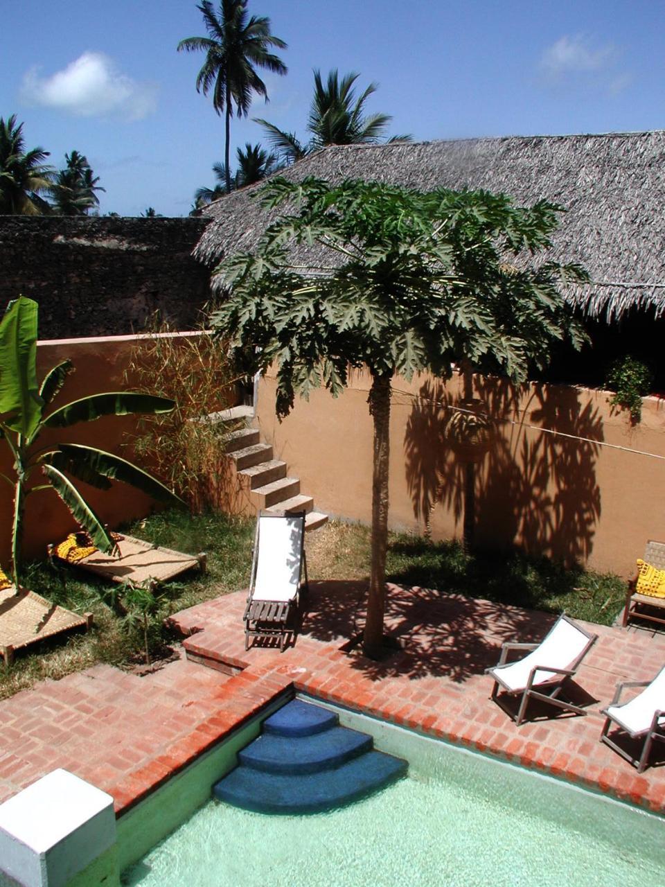 Patio Dos Quintalinhos - Casa Di Gabriele Bed & Breakfast Pulau Mozambik Bagian luar foto